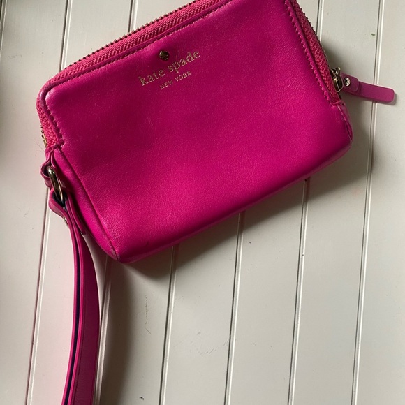 KATE SPADE Hot Pink Leather Wristlet Clutch Zipper with Strap - Picture 2 of 16
